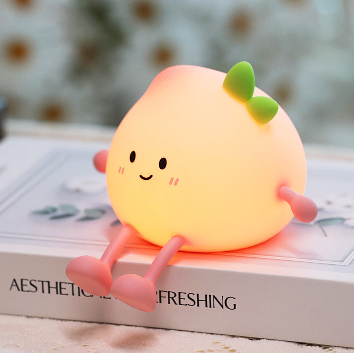 Squishy-LED-Nachtlicht aus Silikon in Pfirsichform – perfektes Geschenk für Kinder und Mädchen